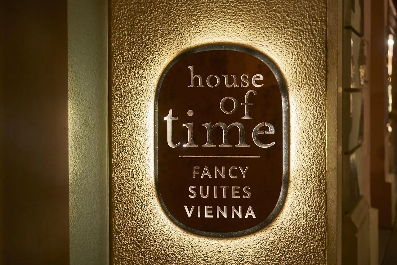 Hotel House Of Time - Fancy Suites