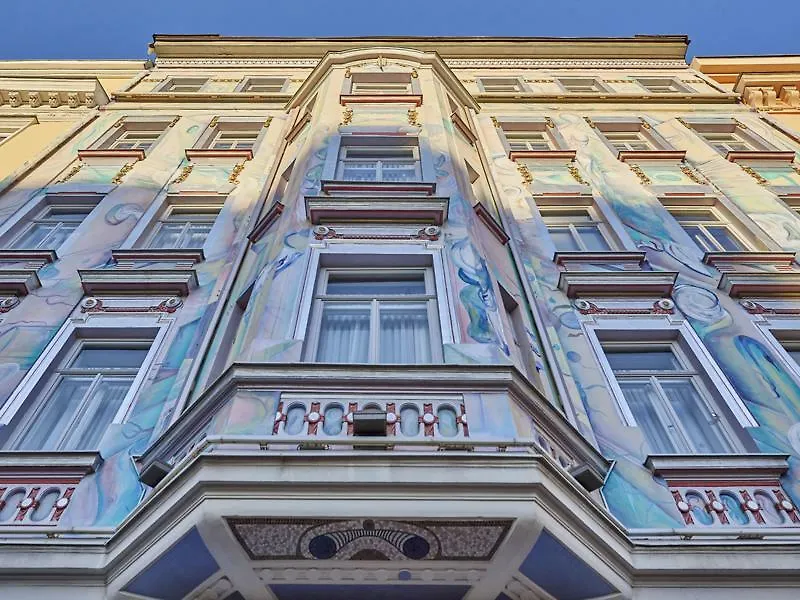 ***** Hotel House Of Time - Fancy Suites Austria